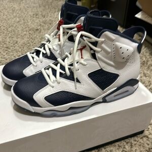 Nike air Jordans 6 retro Olympic J’s